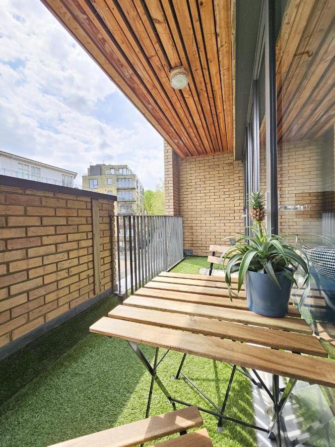 Centrally Located Spacious Flat Near Canary Wharf London Kültér fotó